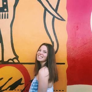 Meet your Posher, Lauren